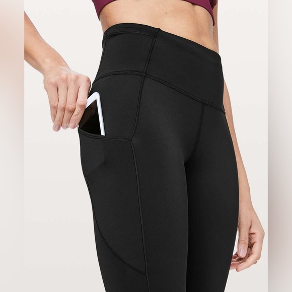 Lululemon Fast & Free 7/8 Tight II *Non-Reflective Nulux 25" - Picture 4 of 13
